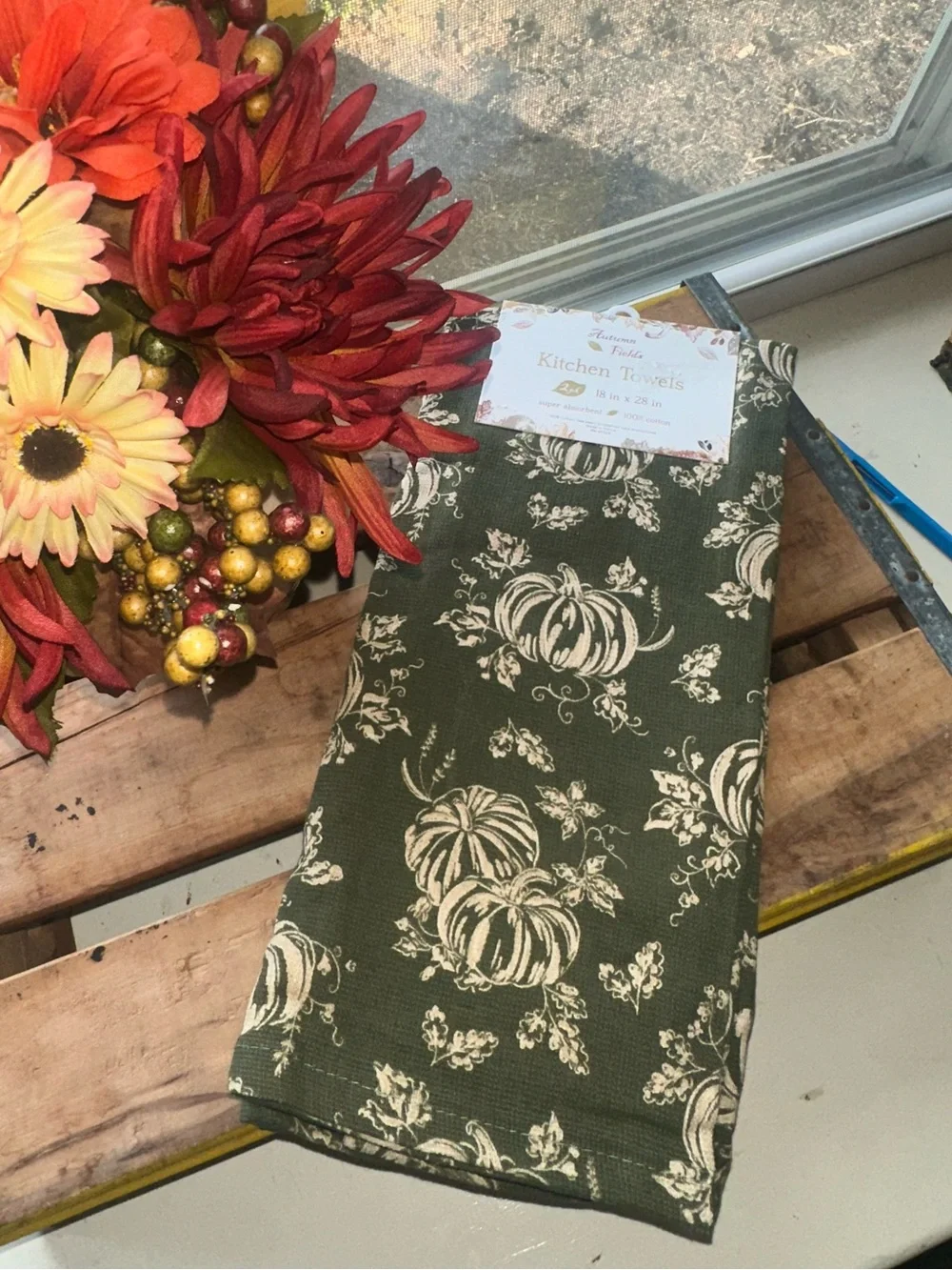 Kitchen Towel (2) with a Cream-Colored Pumpkin and Autumn Leaf Print ~ New